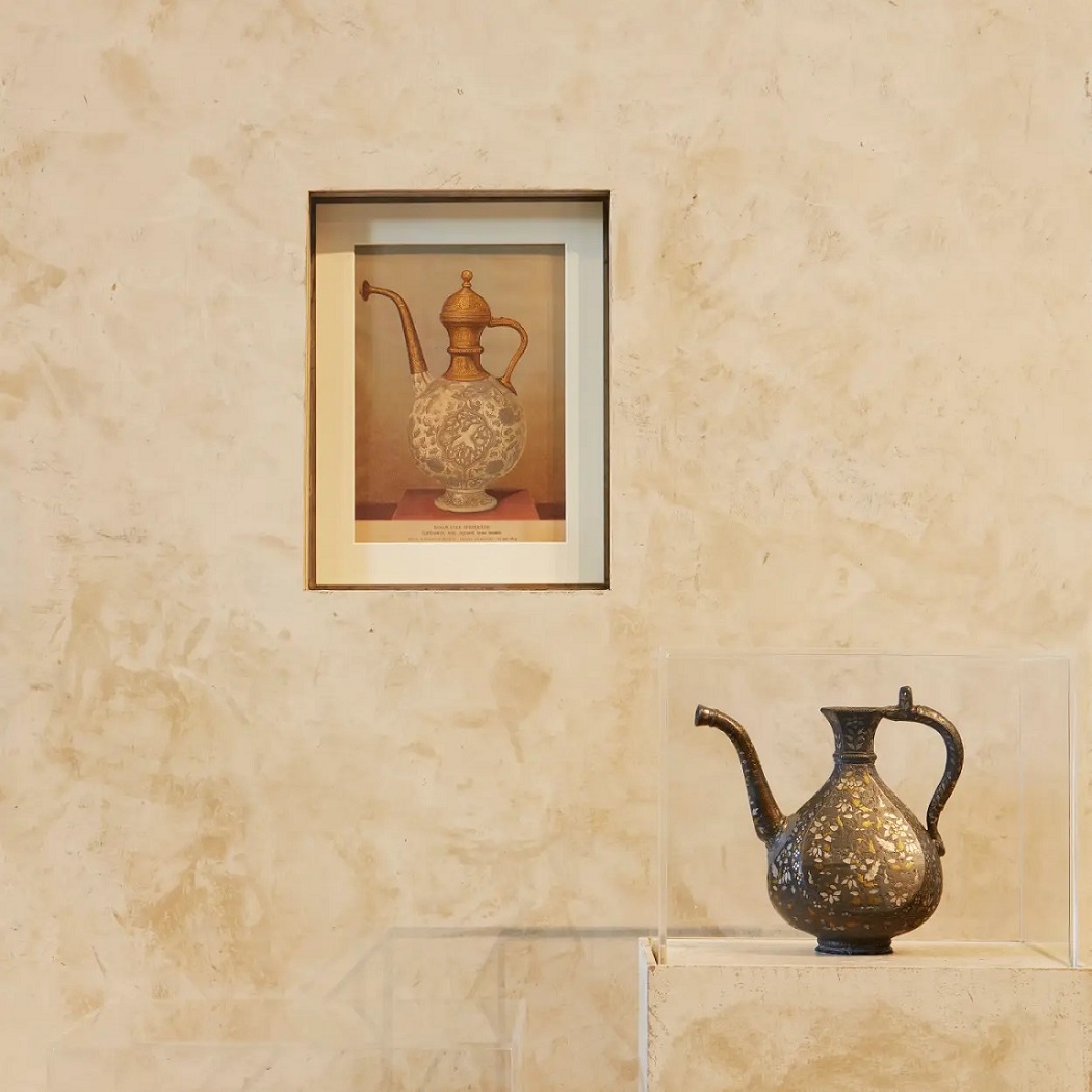 Collection Conversations Tours